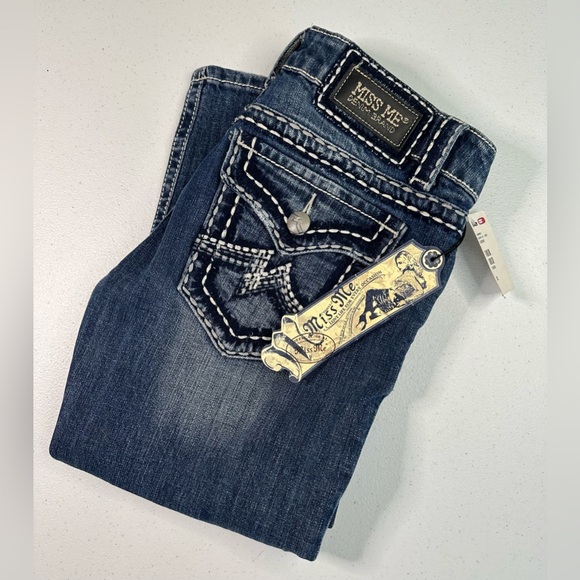 Miss Me Denim - Miss Me Jeans Irene Capri Distressed Flap‎ Pockets Size 30 NWT